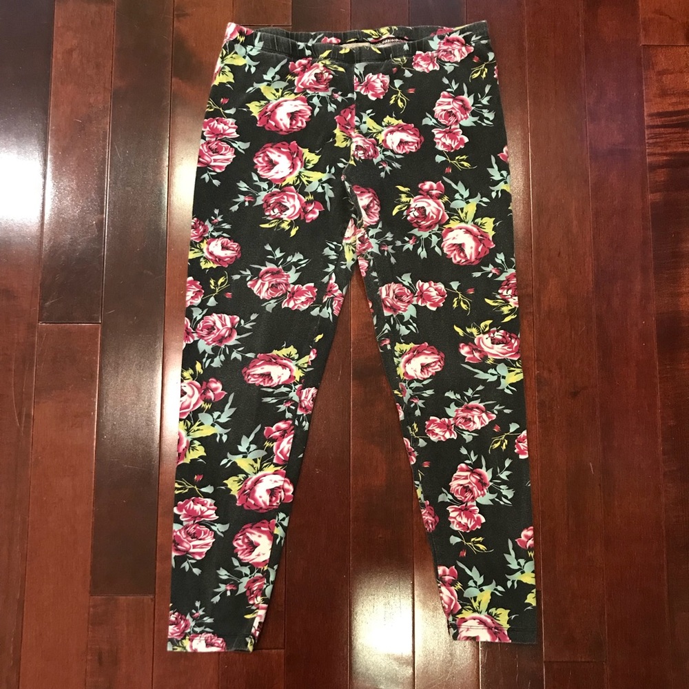 Ultra Treeze Floral Print Crop Leggings Pants S.